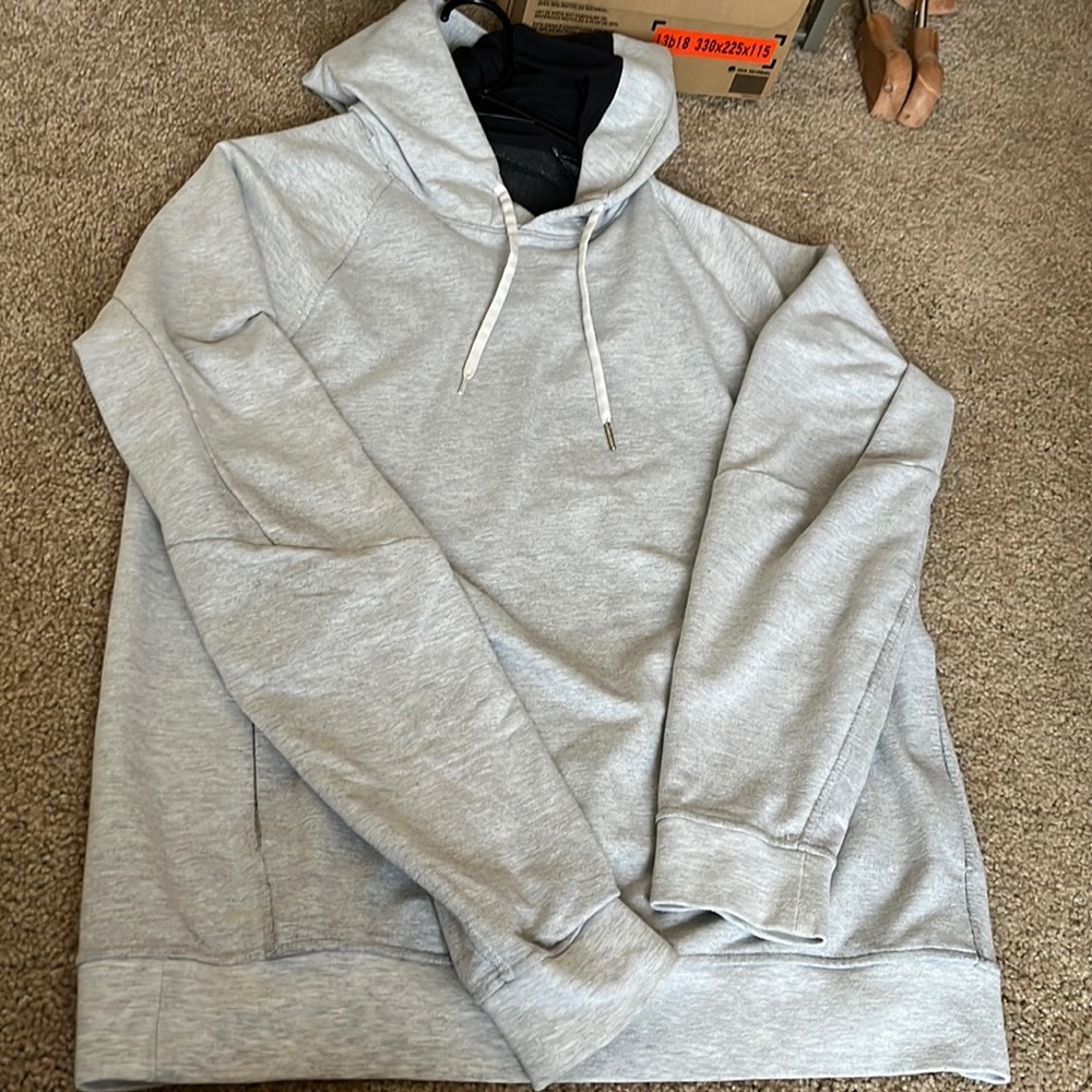 Lululemon’s large city sweat grey hoodie